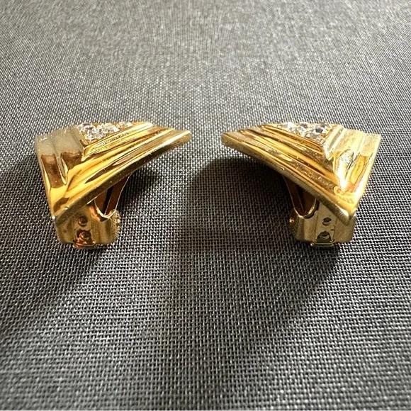1990s Vintage Gold Tone Triangular Clip On Earrings with Clear Crystal Accents - Picture 7 of 11